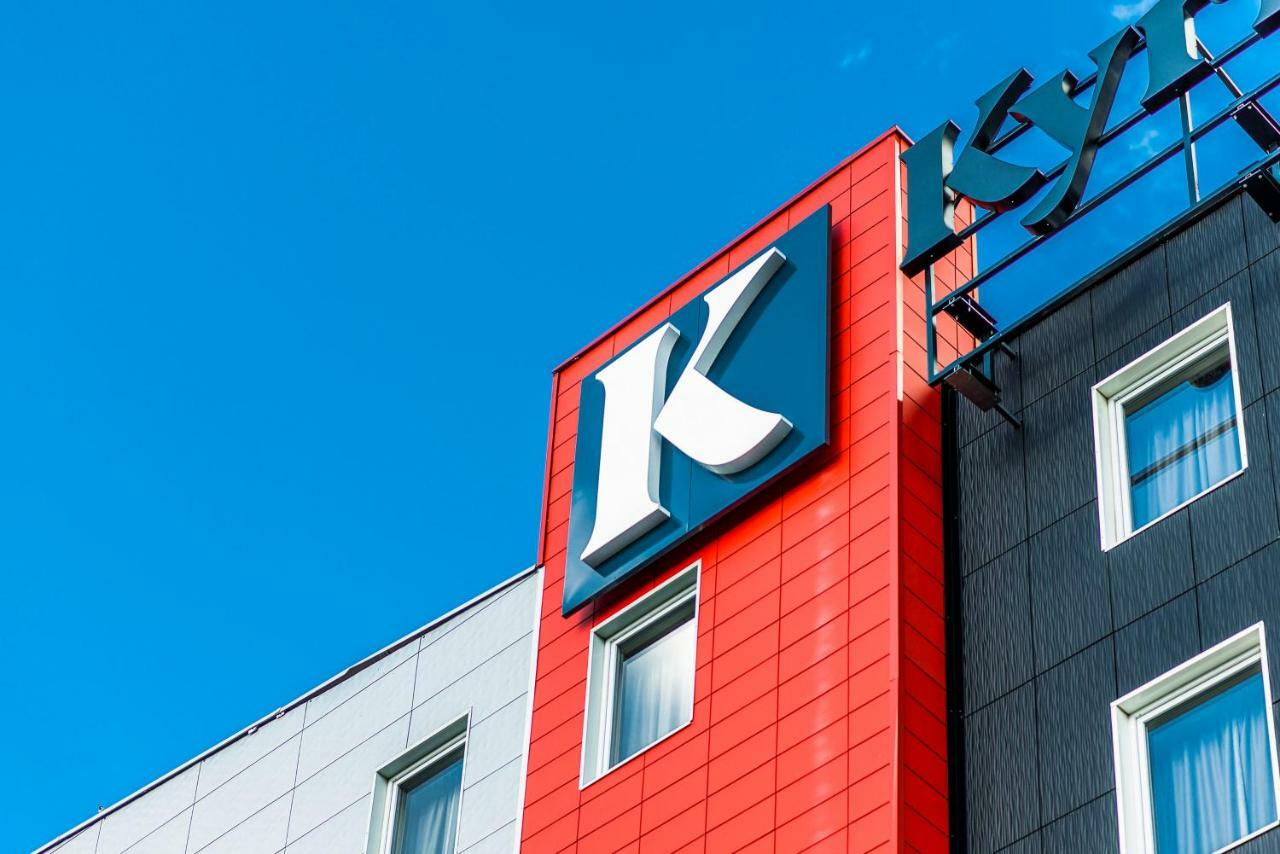 Kyriad Lyon Est Stadium Eurexpo Мейзио Екстериор снимка